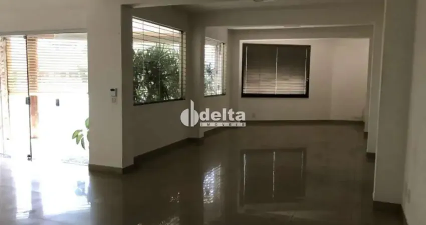 Prédio disponível para venda no bairro tabajaras em uberlândia-mg