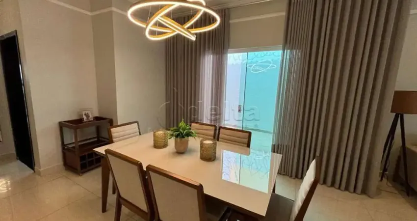Casa com 4 quartos à venda no Jardim Karaíba, Uberlândia 