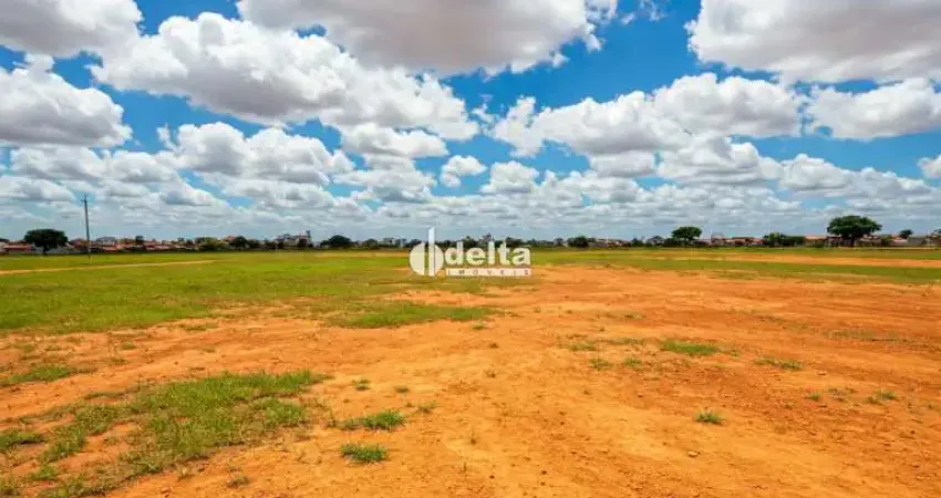 Terreno disponível para venda 300 m² no bairro Vida Nova em Uberlândia MG