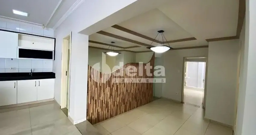Casa disponível para locação no bairro Daniel Fonseca em Uberlândia-MG