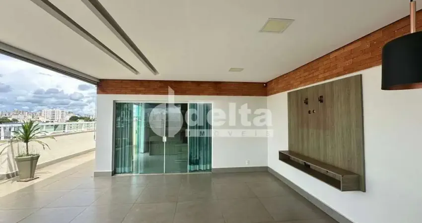Cobertura disponível para venda no bairro Vigilato Pereira em Uberlândia - MG