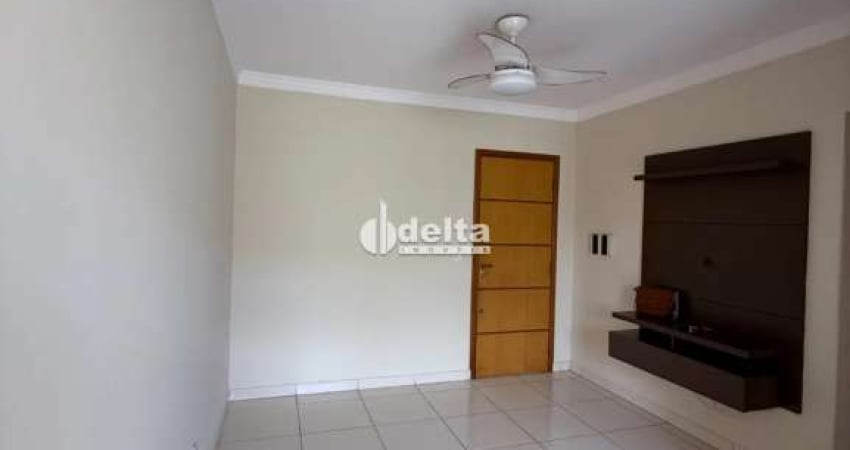 Casa residencial  disponível para venda no bairro Santa Mônica em Uberlândia-MG