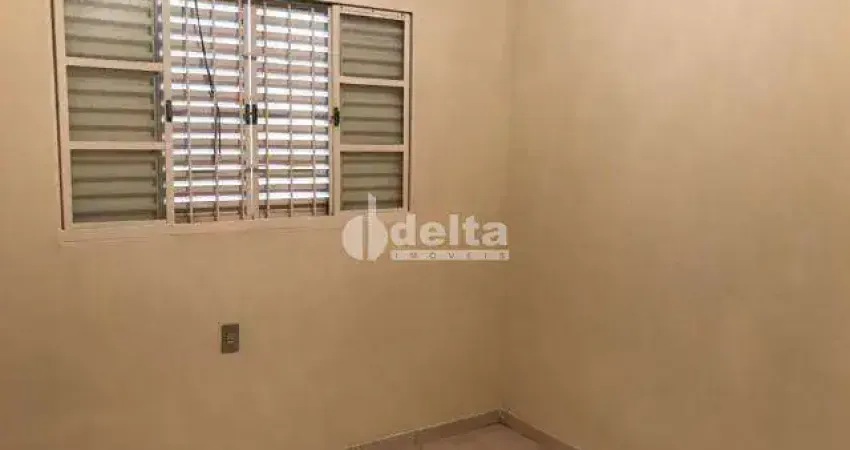 Casa disponível para locação no bairro Cidade Jardim em Uberlândia-MG