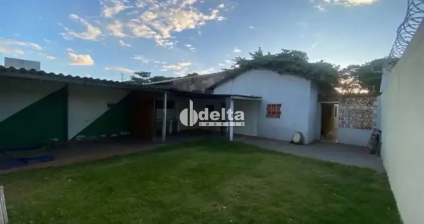 Casa disponível para venda no bairro Luizote de Freitas em Uberlândia MG