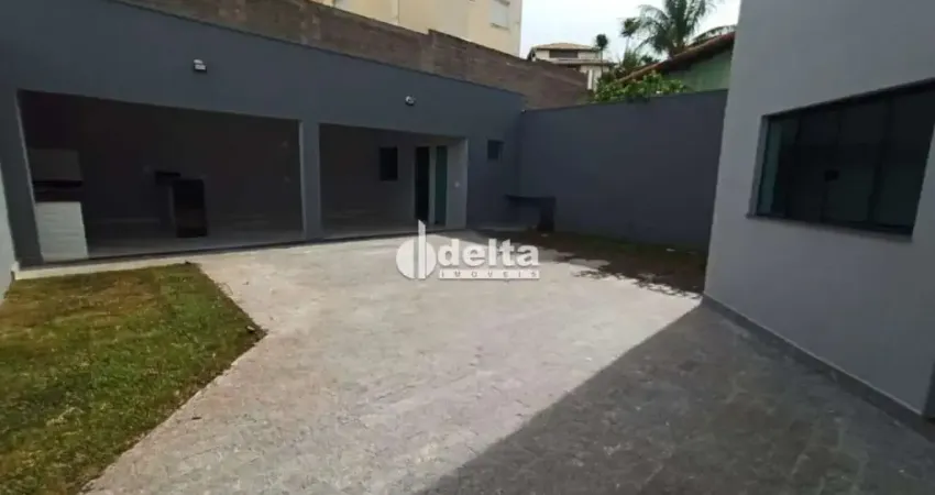 Casa com 3 quartos à venda no Nova Uberlândia, Uberlândia
