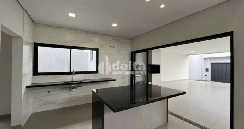 Casa residencial disponível para venda no bairro Jardim Inconfidência em Uberlândia-MG