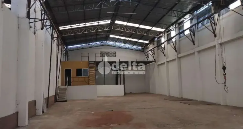 Galpão disponível para venda no bairro Tibery em Uberlândia-MG