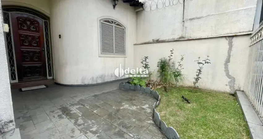 Casa disponível para venda no bairro Osvaldo Rezende em Uberlândia MG