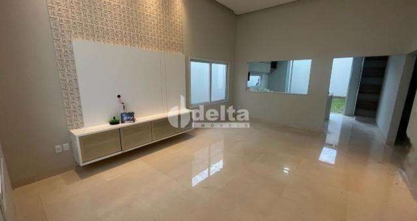 Casa residencial disponível para venda no bairro Novo Mundo em Uberlândia-MG