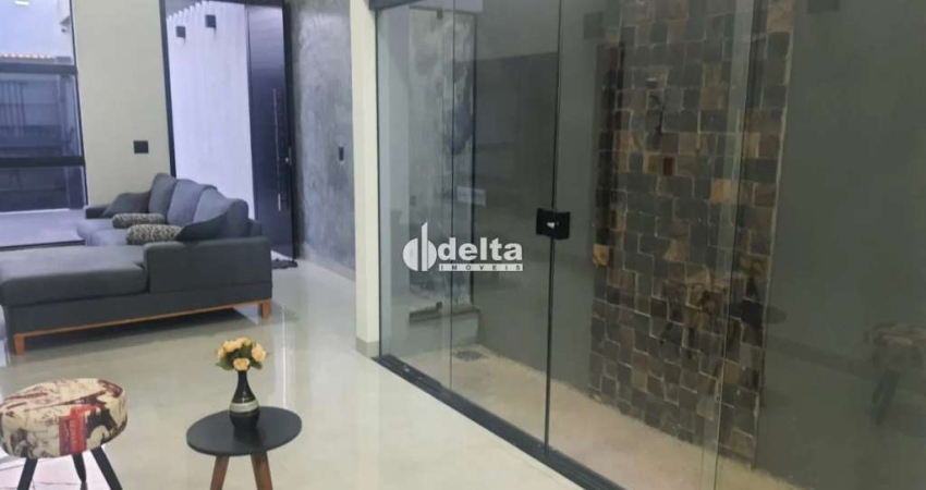 Casa disponível para venda no bairro Jardim Holanda em Uberlândia MG