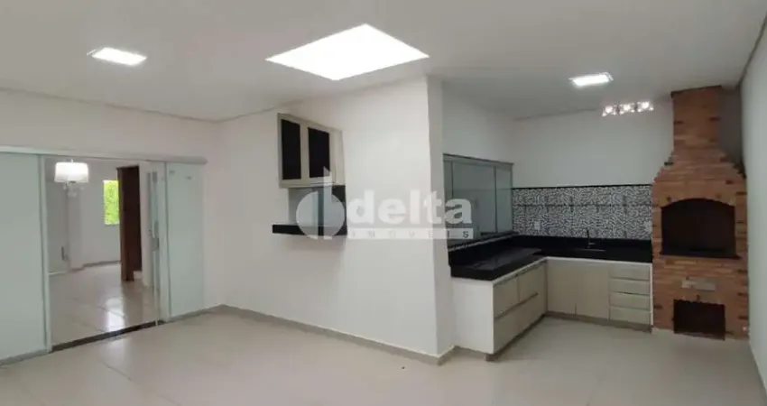 Casa residencial disponível para venda no bairro Morada da Colina em Uberlândia-MG