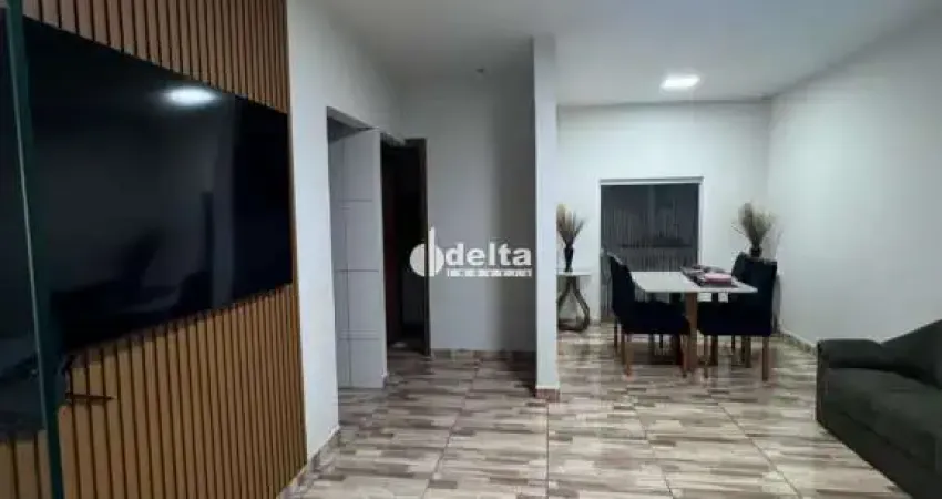 Casa disponível para venda no bairro São Jorge em Uberlândia-MG