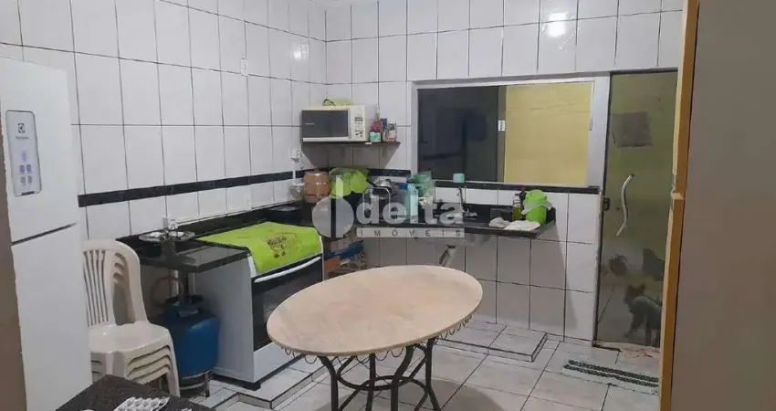 Casa disponível para venda no bairro granada em uberlândia-mg