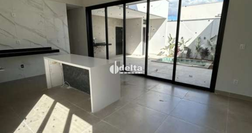 Casa no condomínio RAROS ALTO UMUARAMA disponível para venda em Uberlândia-MG