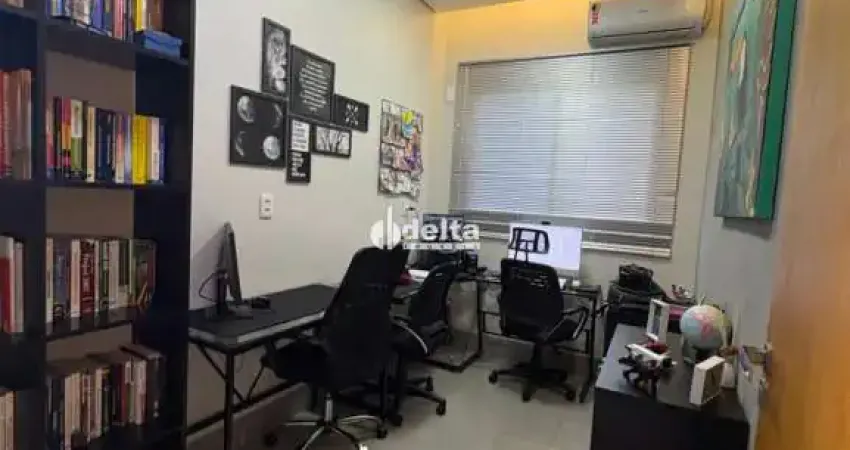 CASA EM CONDOMINIO SPLENDIDO DISPONÍVEL PARA VENDA EM UBERLANDIA MG