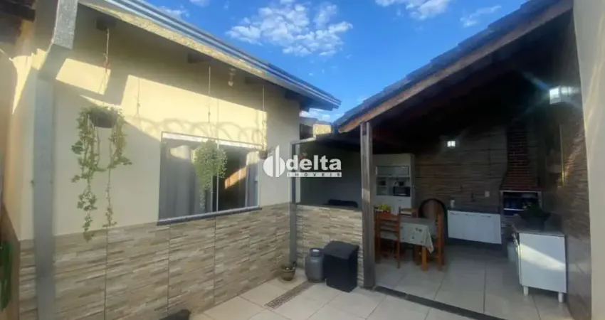 Casa disponível para venda no bairro Minas Gerais em Uberlândia MG
