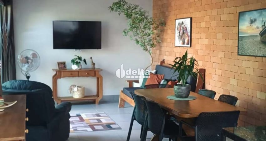 Casa disponível para venda no bairro Minas Gerais em Uberlândia MG