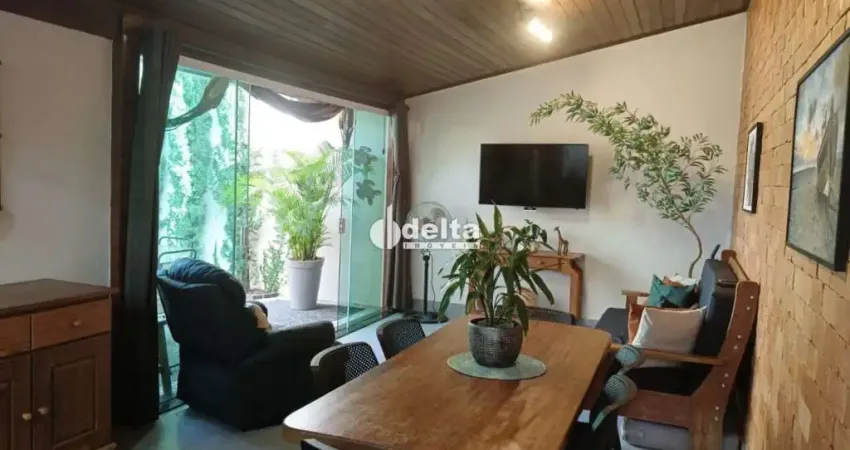 Casa disponível para venda no bairro Minas Gerais em Uberlândia MG