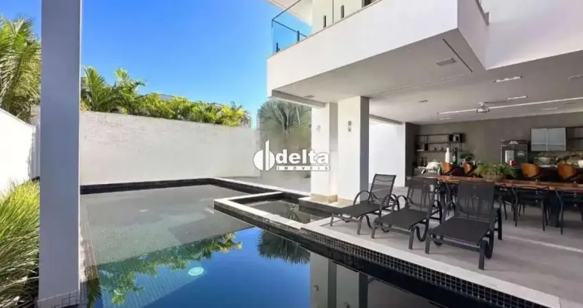 Casa no condomínio bosque karaiba disponível para venda em uberlândia-mg