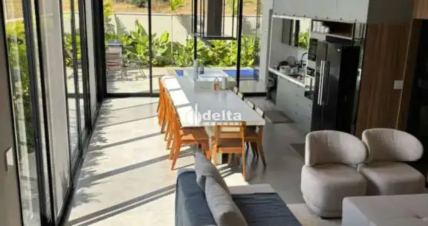 Casa no condomínio TERRAS ALPHA disponível para venda em Uberlândia-MG