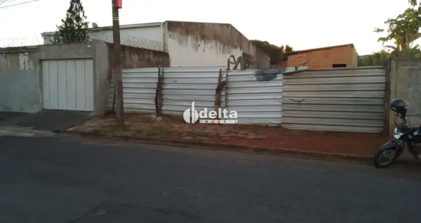 Terreno disponível para venda no bairro Jardim das Palmeiras em Uberlândia MG