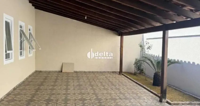 Casa disponível para venda no bairro Cidade Jardim em Uberlândia-MG