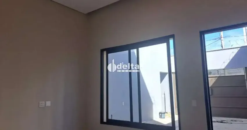 Casa residencial disponível para venda no bairro Laranjeiras em Uberlândia-MG