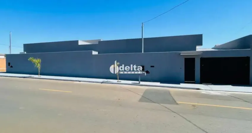 Casa residencial disponível para venda no bairro Aclimação em Uberlândia - MG
