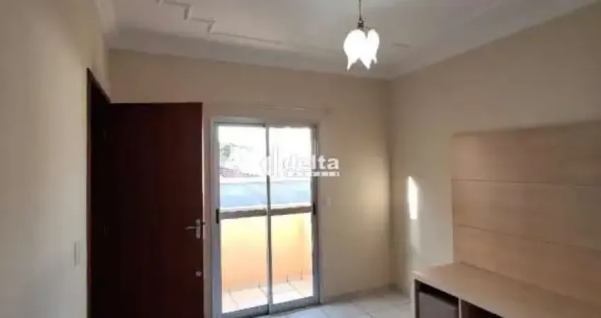 Apartamento disponível para venda no bairro Santa Mônica em Uberlândia-MG