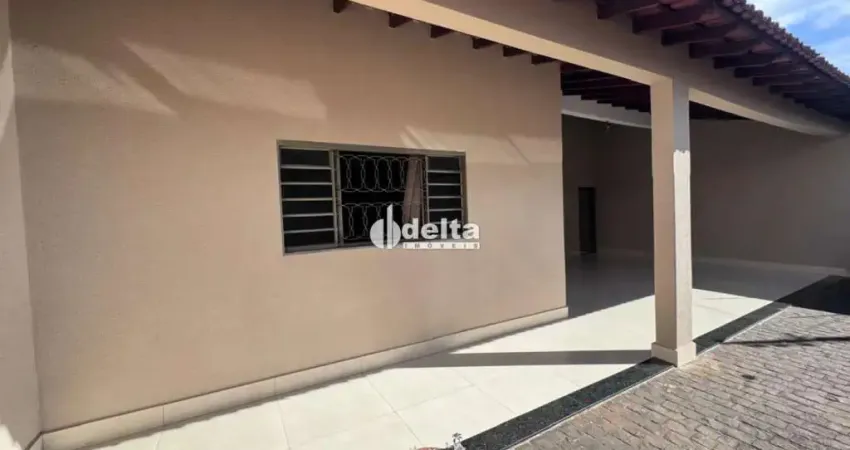 Casa disponível para venda no bairro Santa Mônica em Uberlândia MG
