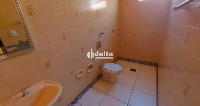 Casa residencial disponível para venda no bairro cidade jardim em uberlândia-mg.