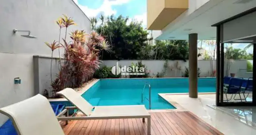 Casa em condomínio fechado com 4 quartos à venda no Morada da Colina, Uberlândia