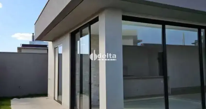 Casa residencial com 3 suítes disponível para venda no bairro gávea em uberlândia-mg.