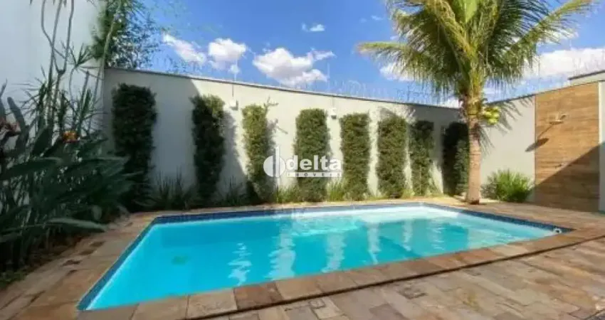 Casa residencial de 3 quartos sendo 1 suíte disponível no bairro cidade jardim em uberlândia - mg.