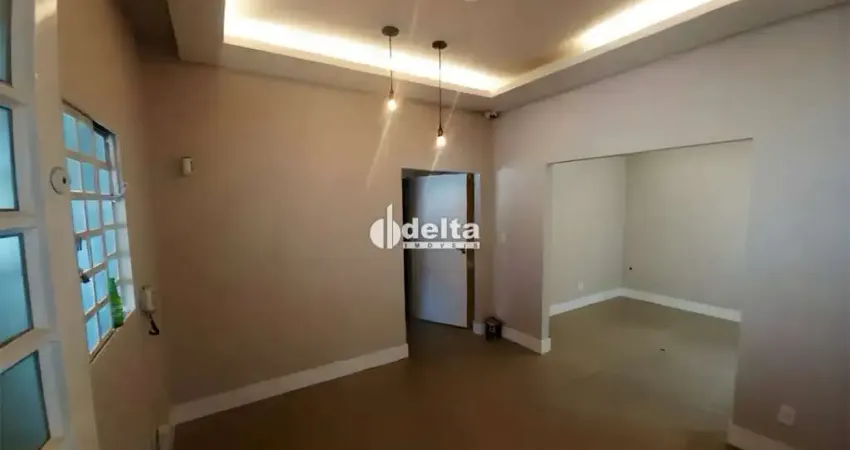 Casa comercial com 3 salas disponível para locação e venda no bairro lidice em uberlândia - mg.