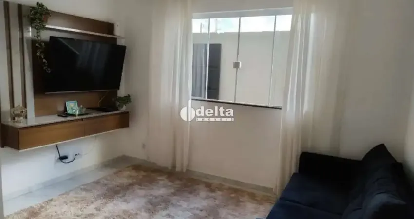 Casa residencial com 3 quartos sendo 1 suíte disponível para venda no bairro jardim ipanema em uberlândia - mg.