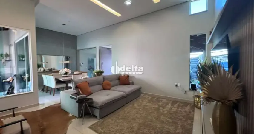 Casa com 3 quartos à venda no Jardim Veneza, Uberlândia 
