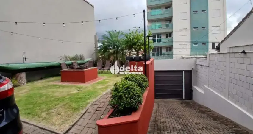 Casa residencial com 4 suítes disponível para venda no bairro lidice em uberlândia - mg.