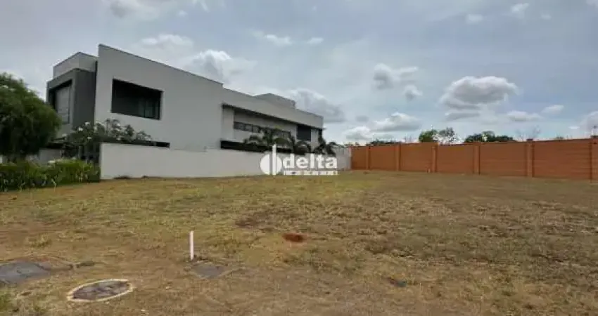 Terreno disponível para venda no bairro granja marileusa em uberlândia - mg.