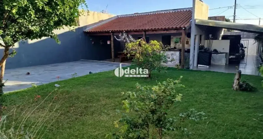 Casa residencial com 3 quartos disponível para venda no bairro jardim ipanema em uberlândia - mg.