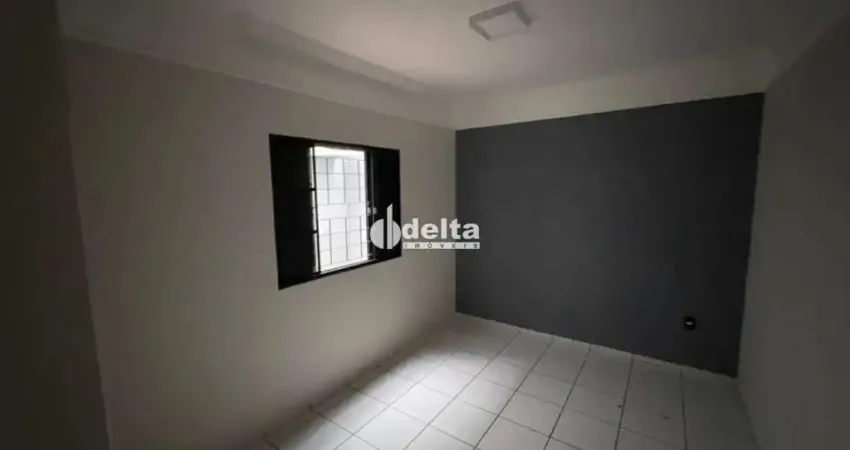 Casa residencial com 3 quartos disponível para venda no bairro alto umuarama em uberlândia - mg.