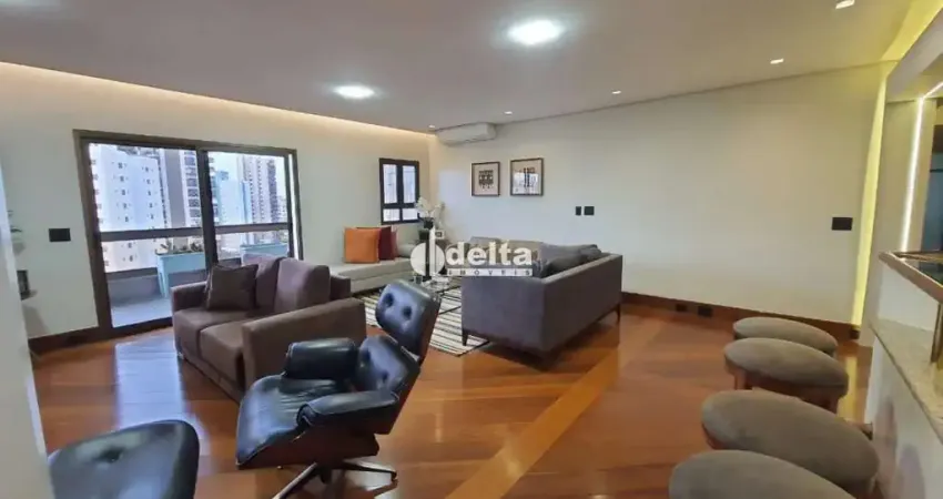 Apartamento com 5 quartos à venda no Fundinho, Uberlândia