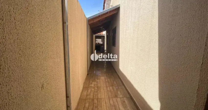 Casa residencial com 3 quartos sendo 1 suíte disponível para venda no bairro planalto em uberlândia-mg.