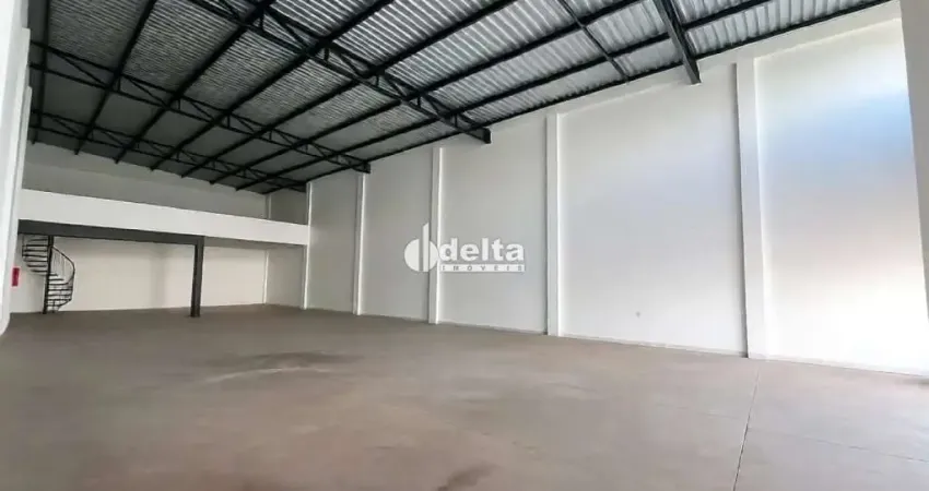 Galpão comercial disponível para locação e venda no bairro custódio pereira em uberlândia-mg.