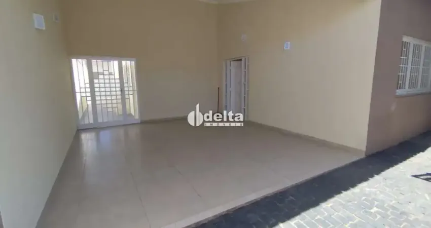 Casa residencial com 3 quartos sendo 1 suíte disponível para locação e venda no bairro cidade jardim em uberlândia-mg.
