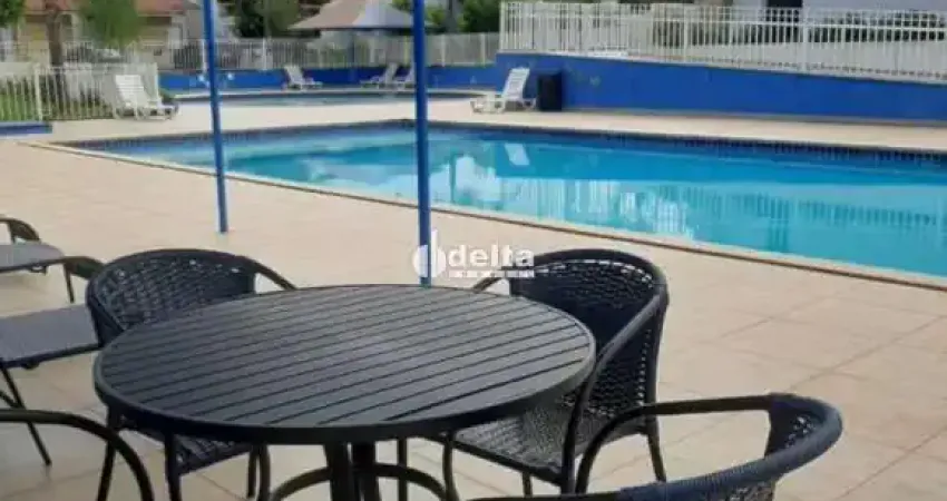 Casa em condomínio com 3 quartos sendo 1 suíte disponível no bairro terra nova em uberlândia - mg.