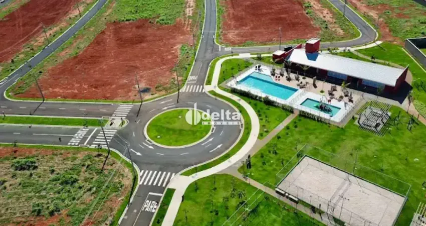 Terreno em condomínio com 276 m², disponível para venda no bairro Novo Mundo em Uberlândia-MG
