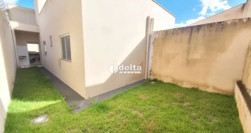 Casa residencial com 2 quartos sendo 1 suíte disponível para venda no bairro Jardim Canaã em Uberlândia MG