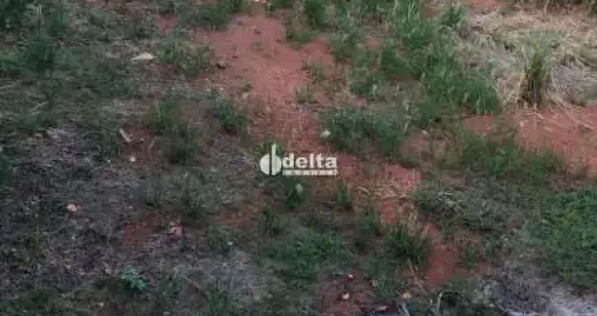 Terreno à venda no Umuarama, Uberlândia