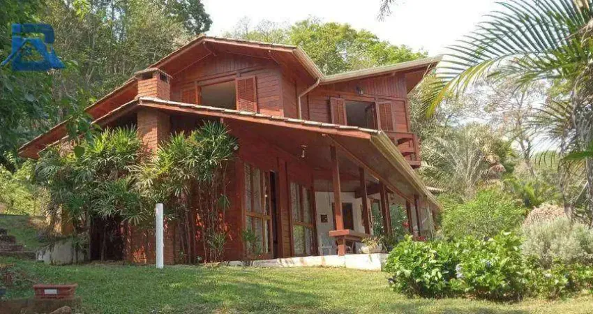 Chácara com 3 dormitórios para alugar, 5000 m² por R$ 7.400,00/mês - Condomínio Itaembu - Itatiba/SP